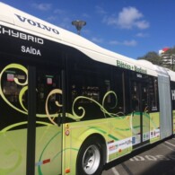 Ônibus Híbrido da Volvo adotado pela cidade de Curitiba é um exemplo de transporte limpo em operação no país. Foto de Rodrigo Conceição Santos