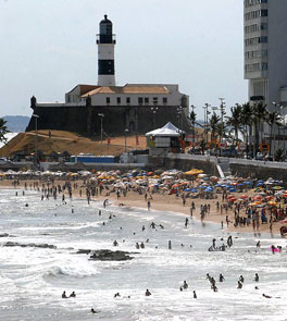 praia-farol-da-barra