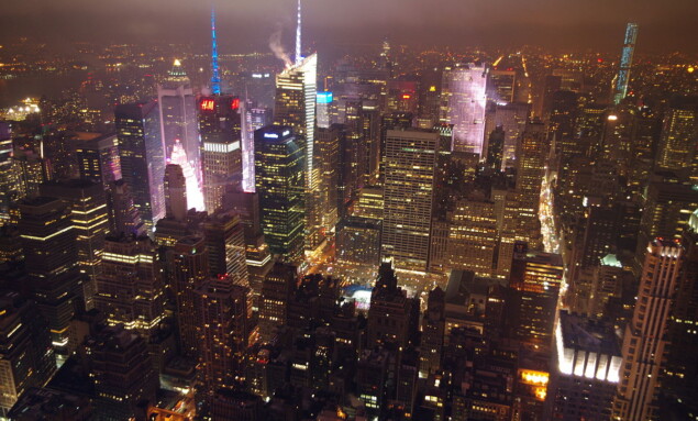 Midtown_Manhattan_seen_from_the_Empire_State_Building