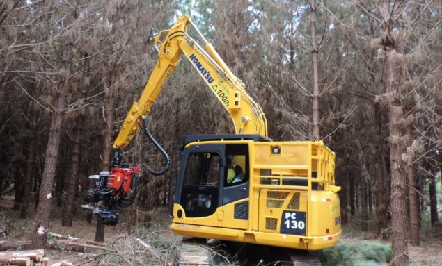 Komatsu PC 130 Florestal (800x600)