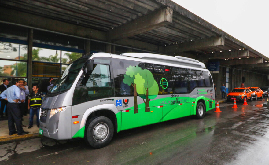 Lançamento do Ônibus 100% elétrico que irá circular na linha Circular Centro a partir dos próximos dias - Curitiba, 02/10/2018 - Foto: Daniel Castellano / SMCS