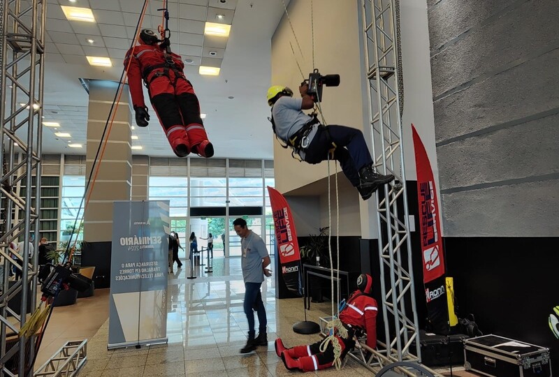 Seminário também trouxe uma exposição de equipamentos de segurança (foto: divulgação).