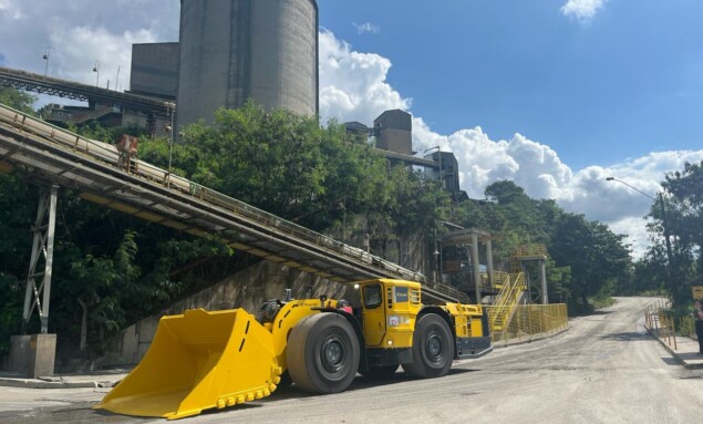 Carregadeira elétrica na Mina Cuiabá, em Sabará eletrificação da frota é uma das apostas da empresa para descarbonização