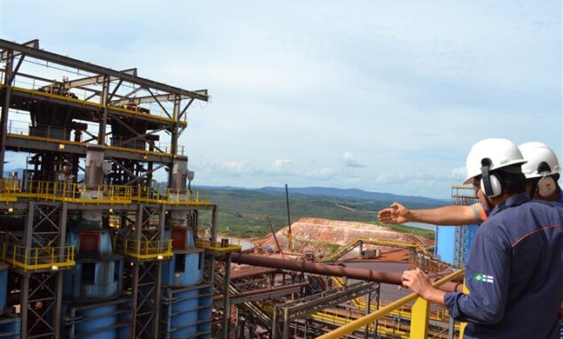 Moinhos Vertimill VTM-1500-WB em uso no Sistema Minas-Rio (foto: divulgação).