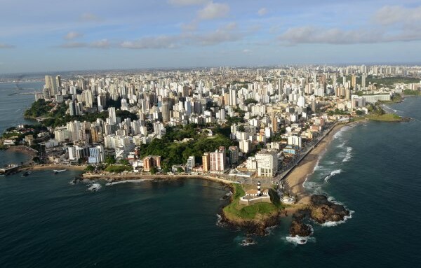 Salvador-completa-465-anos-201403280003