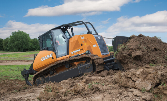 Case-2050-XLT-dozer-with-SiteControl_image2_18Jul17