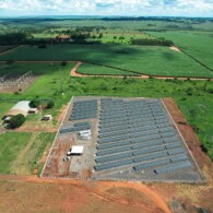 usina de energia solar no Parque de Exposições Lídia Calabreta Massi, em Ivinhema (MS) (foto: divulgação).