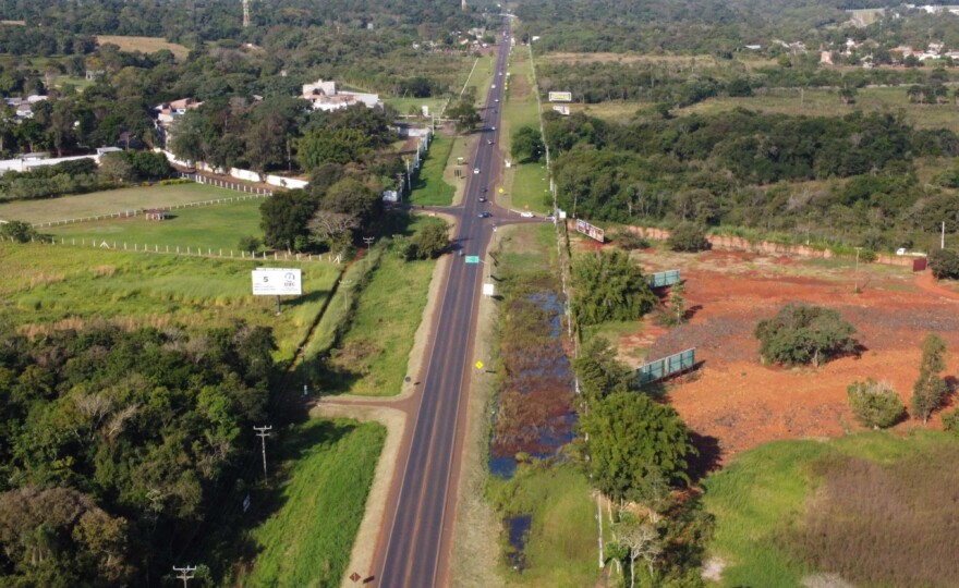 DER/PR homologa licitação para duplicar a Rodovia das Cataratas
Consórcio de empresas venceu licitação com proposta de R$ 129,6 milhões  -