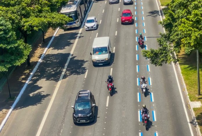 Faixa Azul implementada em São Paulo (foto: divulgação/Prefeitura).