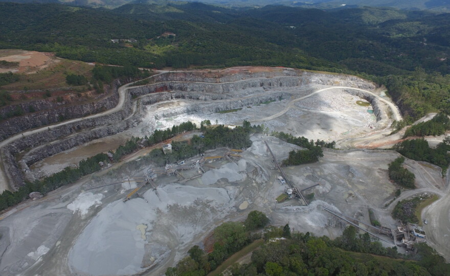 Mina de areia da Votorantim em Itapecerica da Serra (foto: divulgação).