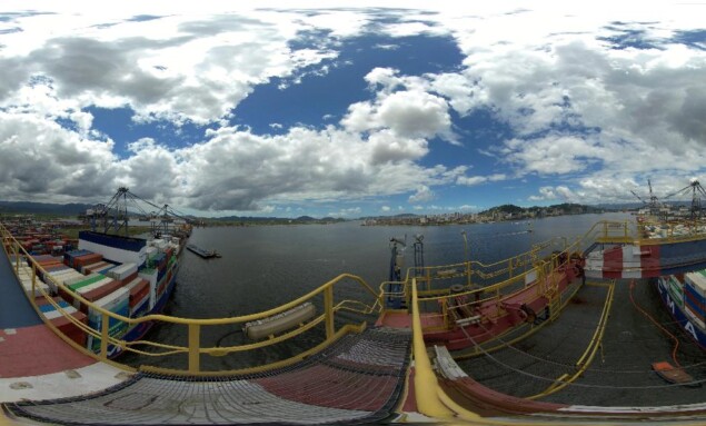 Imagem de terminal de contêineres do Porto de Santos captada com câmera 8k