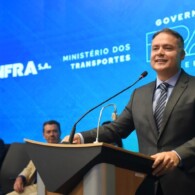 Renan Filho, ministro dos Transportes, durante evento (foto: Ricardo Botelho/MT).