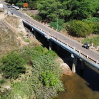 Ponte sobre o Rio Paramirim, em Ibipitanga (foto: divulgação Sinfra-BA).