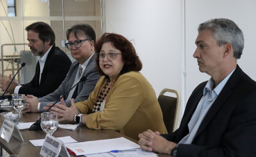 Reunião de membros do CBIC com representantes do governo federal (foto: reprodução site CBIC).