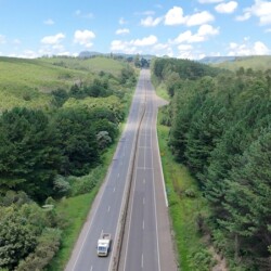 Trecho da rodovia BR-376 na Serra do Cadeado, no Paraná. (Foto: Comunicação PRVias).