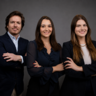 Da esq. p/ dir.: Luís Silveira, Ana Fagundes e Chiara Giovaneti (foto com edição de IA).