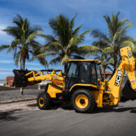 JCB 3CX Plus - Foto de Divulgação JCB