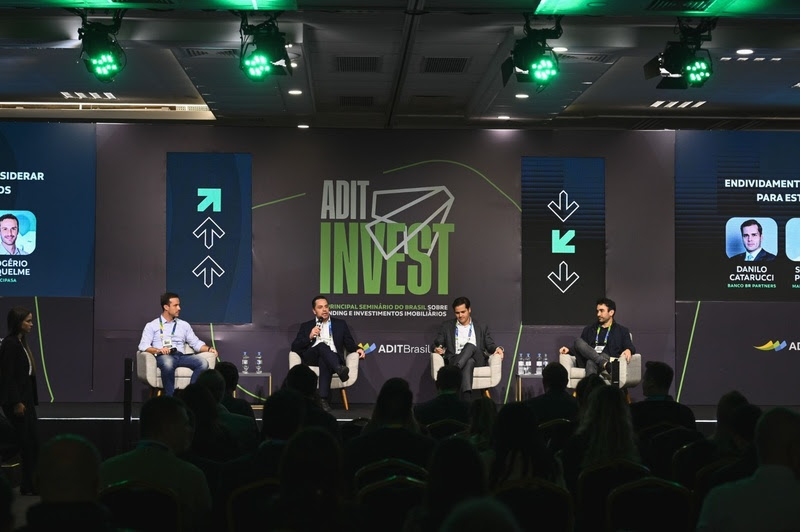 O ADIT Invest é o principal fórum brasileiro dedicado a investimentos e funding para o mercado imobiliário e turístico, promovido pela ADIT Brasil (foto: Comunicação/ADIT Brasil).